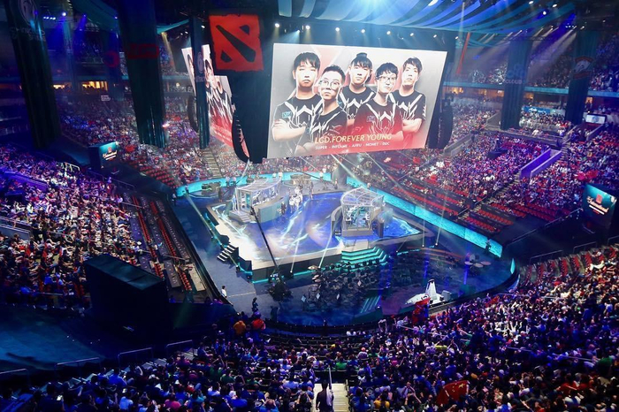 然看似轻描 然看似轻描